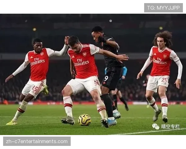 战术复盘：阿尔特塔的变阵如何锁死了巴黎的进攻走廊